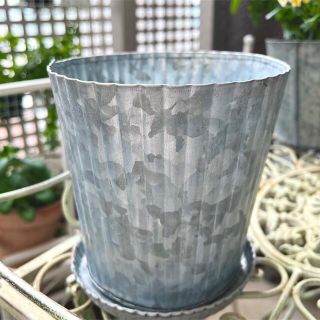 ZARA HOME(プランター)のフリマアイテム一覧 ZARA HOME(プランター)のフリマアイテム一覧