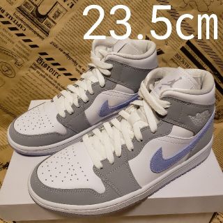 ナイキ(NIKE)の23.5㎝ ナイキ WMNS エアジョーダン 1 ミッド ウルフグレー(スニーカー)