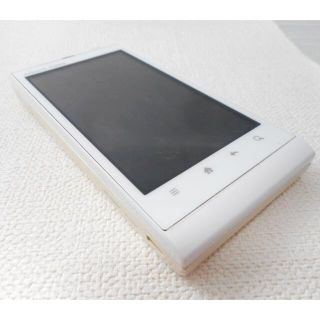 シャープ(SHARP)の送料無料★IS14SH/SHI14 シャイニーホワイト au 中古 スマホA(スマートフォン本体)