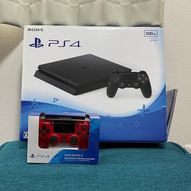 PlayStation4(プレイステーション4)のPlayStation®4 ジェット・ブラック 500GB CUH-2000A… エンタメ/ホビーのゲームソフト/ゲーム機本体(家庭用ゲーム機本体)の商品写真