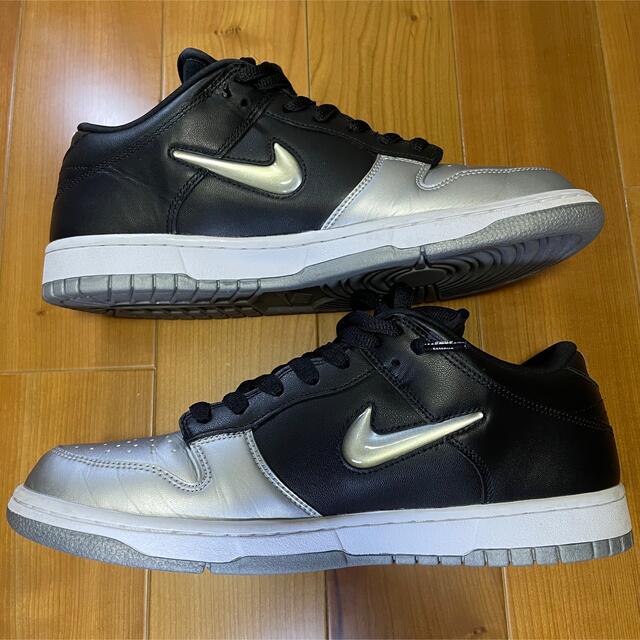 最終値下げNike supreme dunk 28.5 出品12/13まで