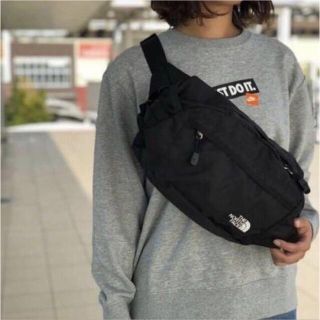 ザノースフェイス(THE NORTH FACE)のクラシックカンガ 2&NM06554A グレー(ボディーバッグ)