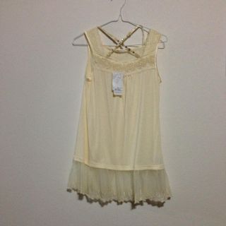 アクシーズファム(axes femme)のaxesのストラップ付タンクトップ(タンクトップ)