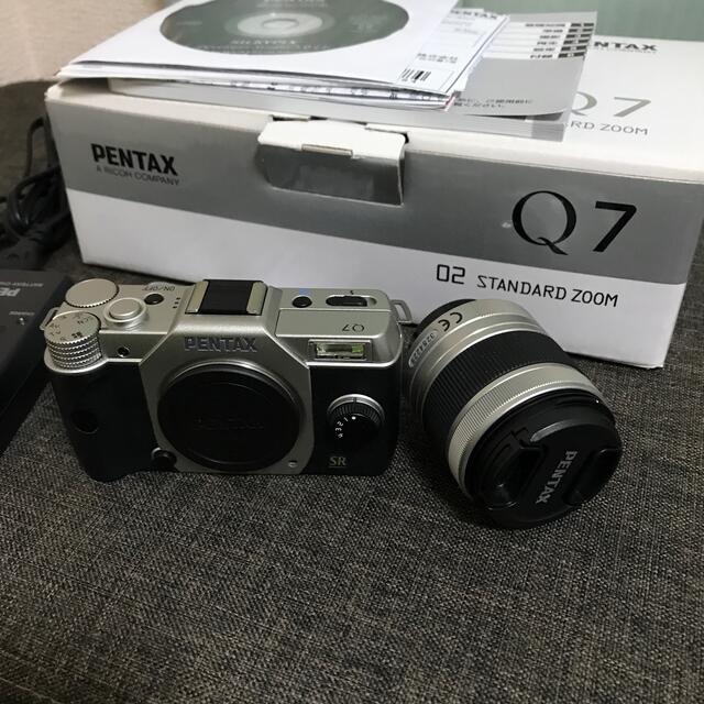 PENTAX Q7 ズームレンズキット SILVER 【12月スーパーSALE 15％OFF