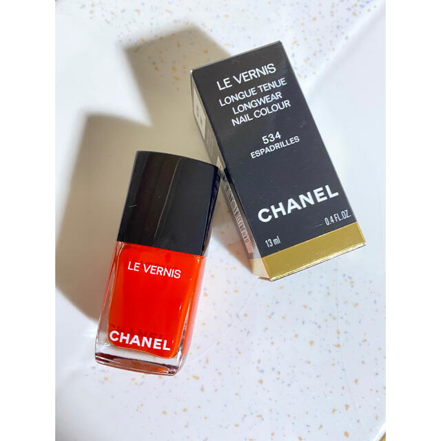 CHANEL(シャネル)のCHANEL シャネル　マニキュア 534 エスパドリーユ コスメ/美容のネイル(マニキュア)の商品写真