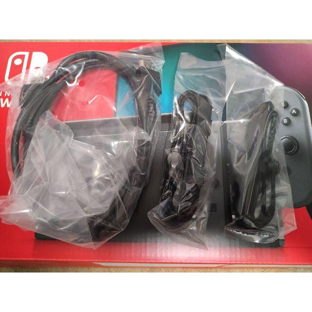 任天堂(ニンテンドウ)の【ほぼ新品・極美品】ニンテンドースイッチ 本体 Nintendo Switch エンタメ/ホビーのゲームソフト/ゲーム機本体(家庭用ゲーム機本体)の商品写真