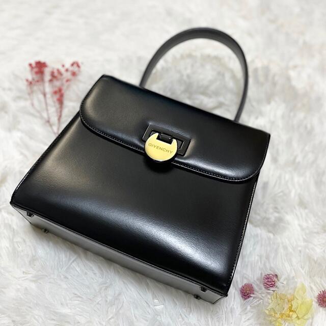 【超美品】GIVENCHY ハンドバッグ　ショルダーバッグ　2way ロゴ金具