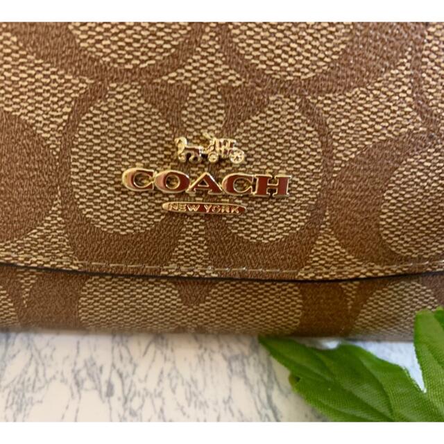 【正規品 新品 COACH 長財布】三つ折りダークブラウン＆レッドジッパー