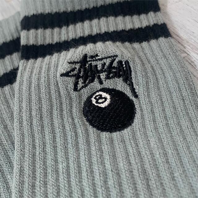 STUSSY(ステューシー)の希少レア Stussy ステューシー 8BALL ソックス グレー　海外限定 メンズのレッグウェア(ソックス)の商品写真