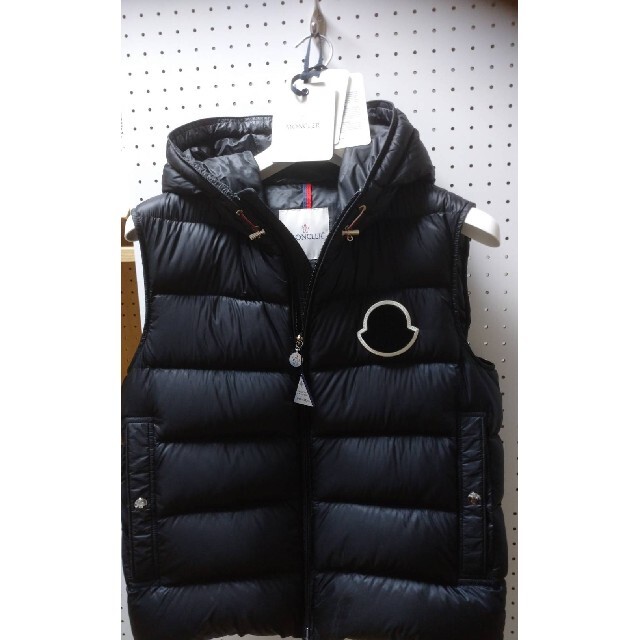 堅実な究極の ☆美品 - MONCLER MONCLER ダウンベスト GILET VANOISE