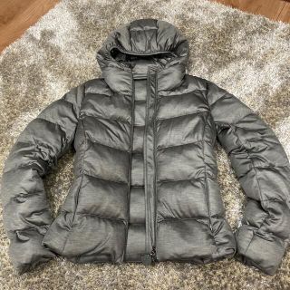 モンクレール(MONCLER)のRei⭐︎専用モンクレール  店舗購入　グレー色シンプルダウン(ダウンジャケット)