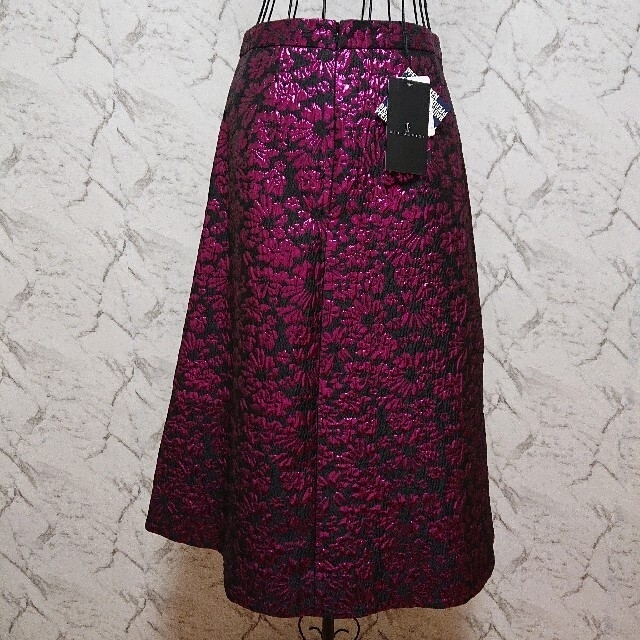 美品 花柄スカート ジャカード織 バウムウンドヘルガーデン |その他 美品 花柄スカート ジャカード織 バウムウンドヘルガーデン |その他