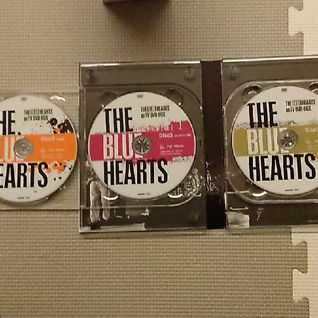 クーポン可　THE BLUE HEARTS on TV DVDBOX 初回限定盤 エンタメ/ホビーのDVD/ブルーレイ(ミュージック)の商品写真