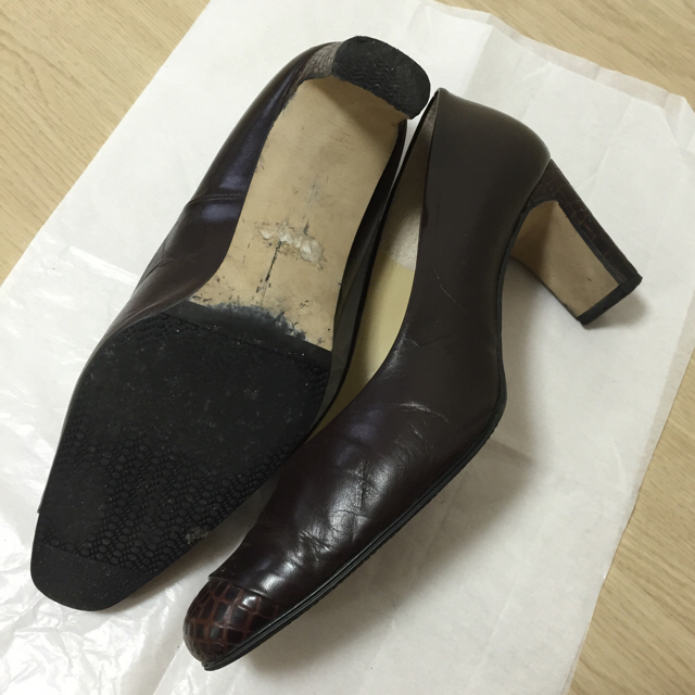 日本製RICHARD ブラウンパンプス レディースの靴/シューズ(ハイヒール/パンプス)の商品写真