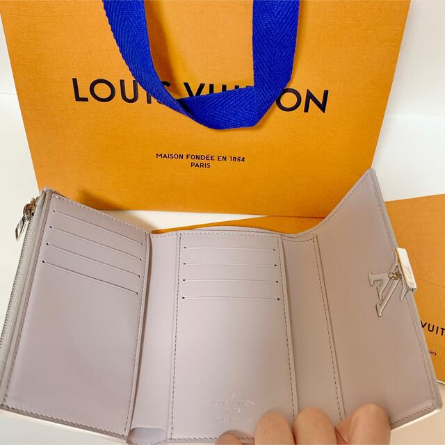 早い物勝値下げLouis Vuitton/ポルトフォイユ・カプシーヌ コンパクト