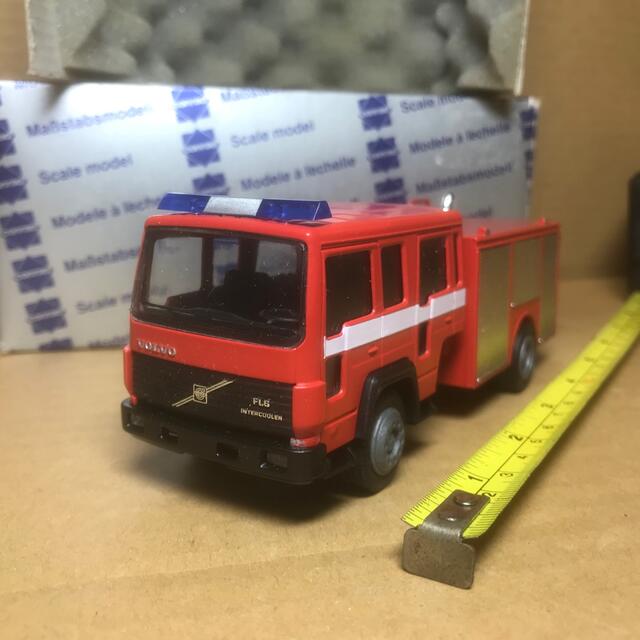 Conrad モデルno.45104 1/50 VOLVO-FL6 ミニカー