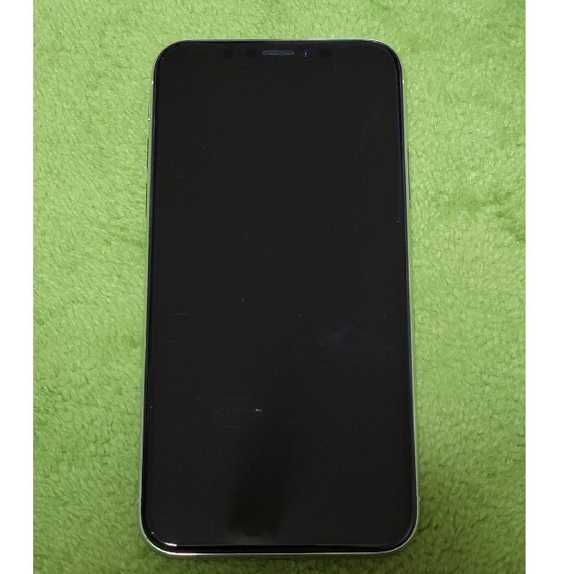 iPhone(アイフォーン)のiPhone X  silver 64GB simロック解除済 スマホ/家電/カメラのスマートフォン/携帯電話(スマートフォン本体)の商品写真