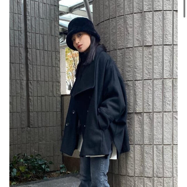 moussy(マウジー)の完売品今だけお安く！moussy BIG COLLAR PONCHO コート レディースのジャケット/アウター(ポンチョ)の商品写真