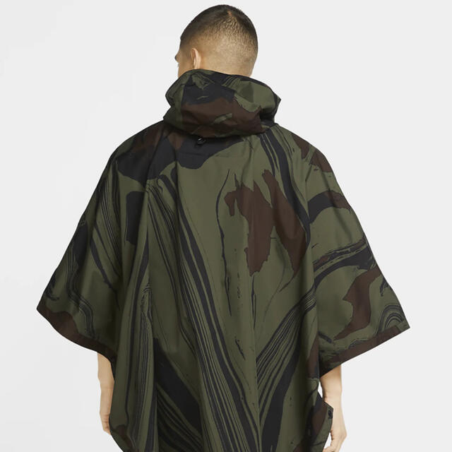 NIKE(ナイキ)のNIKE ACG Fuji allover print poncho S/M メンズのジャケット/アウター(ポンチョ)の商品写真