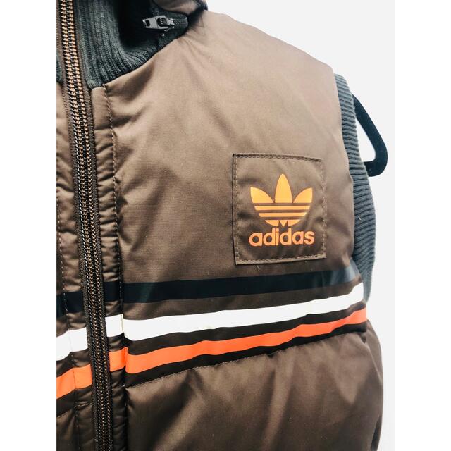 adidas(アディダス)の即日発送！正規店購入品！アディダスダウンベスト レディースのジャケット/アウター(ダウンベスト)の商品写真