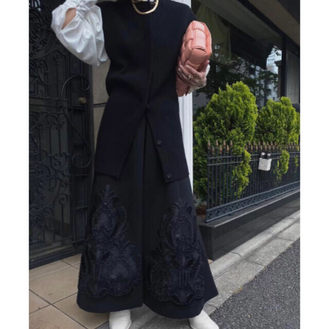 Ameri RIBBON EMBROIDERY SKIRT サイズS 美品 Ameri RIBBON EMBROIDERY SKIRT サイズS 美品