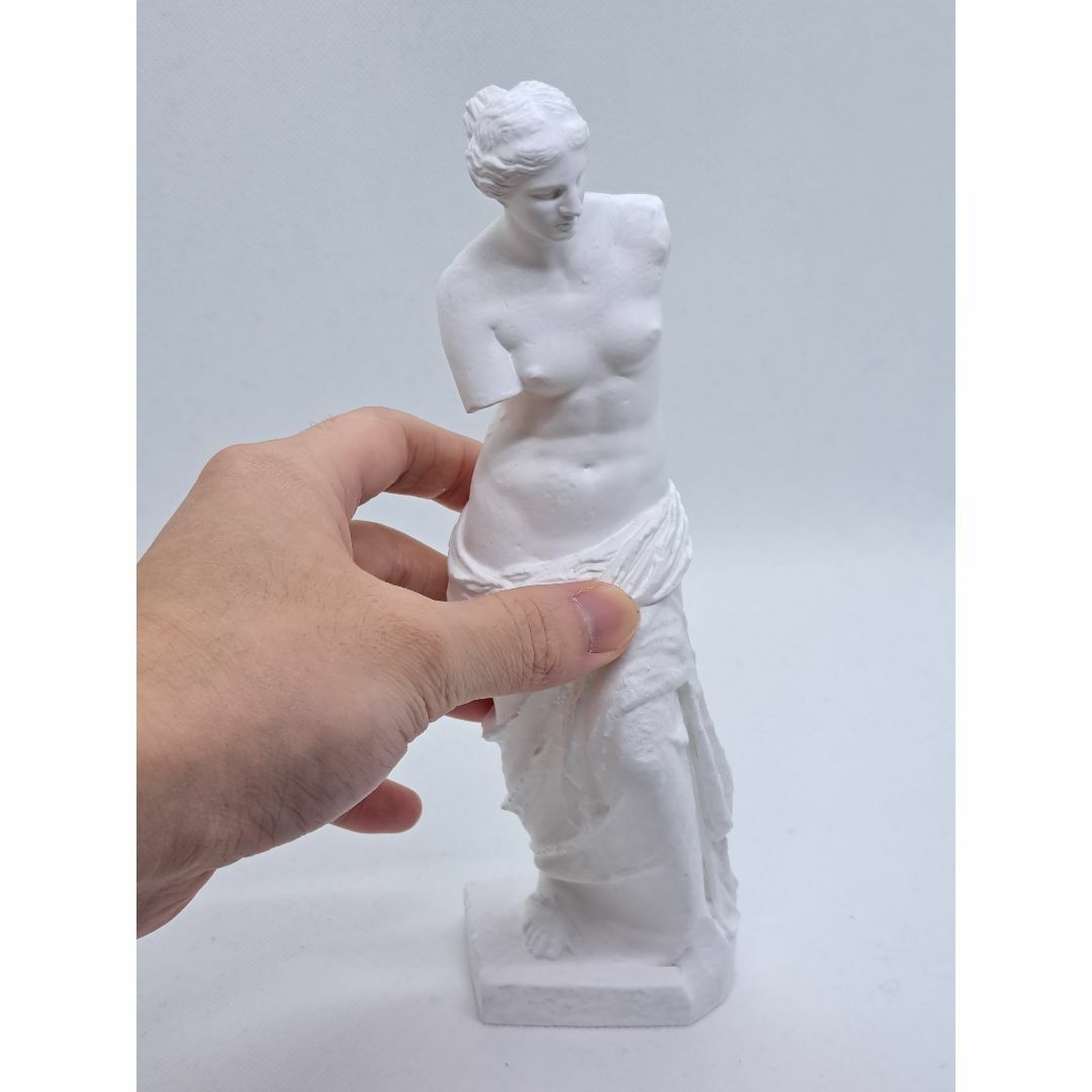 石膏像　デッサン　ミロのヴィーナス　ホワイト　インテリア　彫刻　置物　レジン ハンドメイドのインテリア/家具(アート/写真)の商品写真