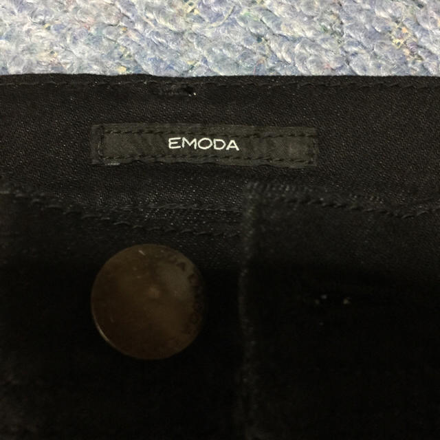 EMODA(エモダ)の新品未使用❤EMODA❤スキニーパンツ❤美脚❤ レディースのパンツ(スキニーパンツ)の商品写真