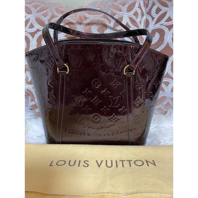 LOUIS VUITTON(ルイヴィトン)のルイヴィトン　アヴァロンMM　アマラント　美品 レディースのバッグ(ハンドバッグ)の商品写真