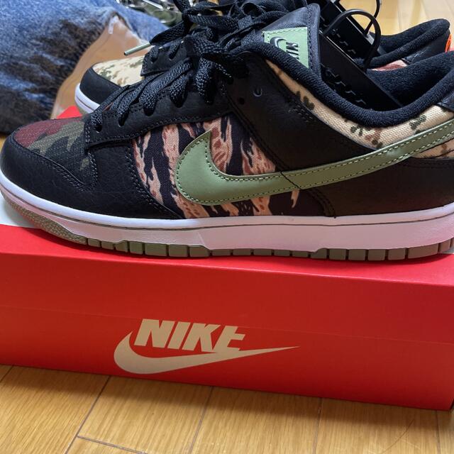 即日発送NIKE DUNK LOW SE "BLACK MULTI CAMO"