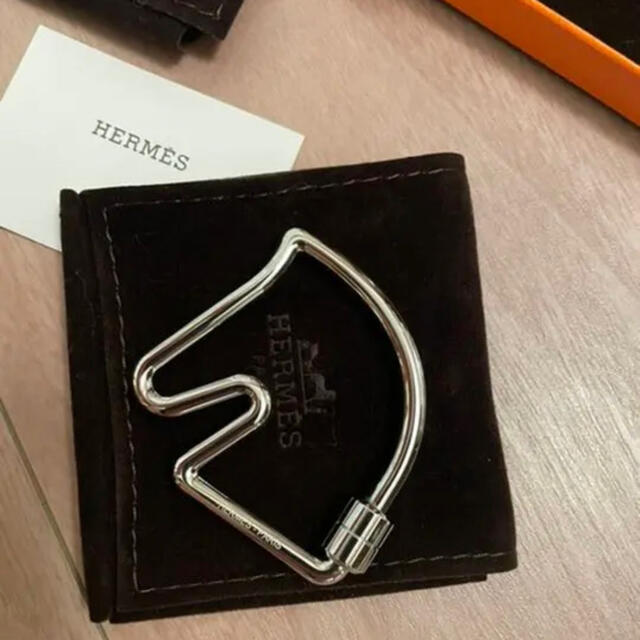 Hermes(エルメス)のご専用　エルメス　HERMES シュバル　キーホルダー　チャーム レディースのファッション小物(キーホルダー)の商品写真