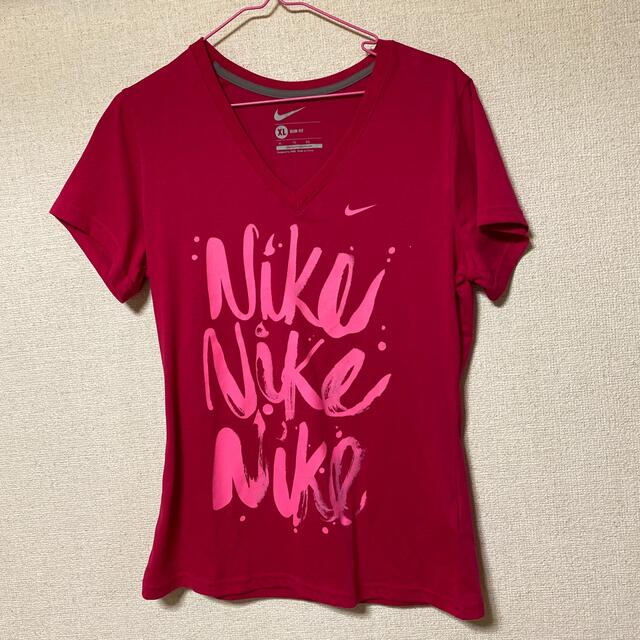 NIKE(ナイキ)のＴシャツ レディースのトップス(Tシャツ(半袖/袖なし))の商品写真