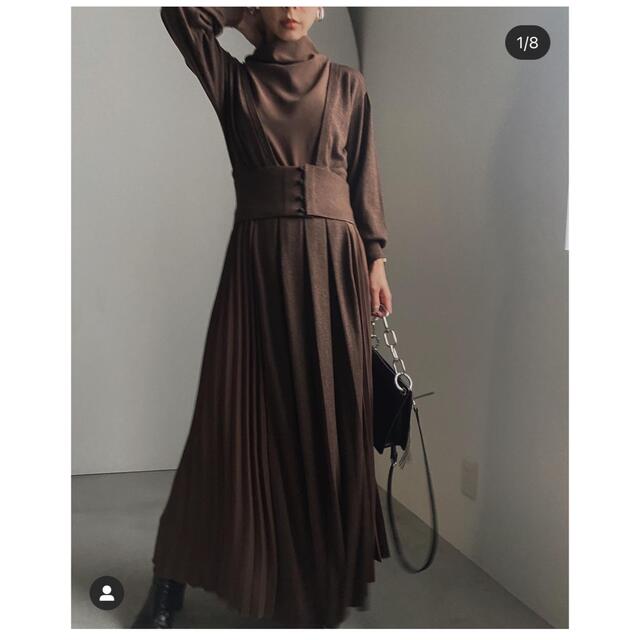 Ameri VINTAGE(アメリヴィンテージ)の☆新品タグ付き☆SIDE PLEATS KNIT DRESS レディースのワンピース(ロングワンピース/マキシワンピース)の商品写真