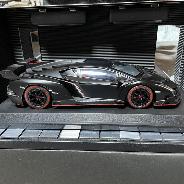 今季も再入荷 京商1 18 ランボルギーニ ミニカーくじ A賞 ヴェネーノ