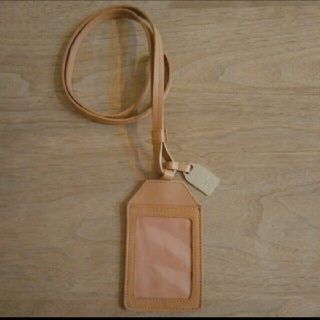SEE BY CHLOE(パスケース/IDカードホルダー)のフリマアイテム一覧 SEE BY CHLOE(パスケース/IDカードホルダー)のフリマアイテム一覧