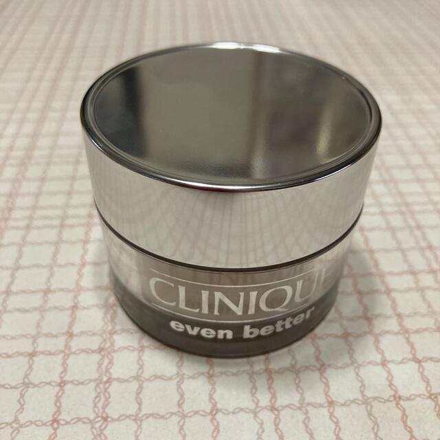 CLINIQUE(クリニーク)のCLINIQUE フェイスパウダー コスメ/美容のベースメイク/化粧品(フェイスパウダー)の商品写真