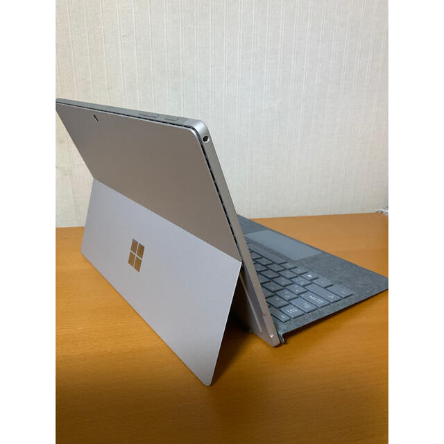 Microsoft(マイクロソフト)のSurface Pro 7 タイプカバー、未使用offce付き　きゅうり様専用 スマホ/家電/カメラのPC/タブレット(タブレット)の商品写真