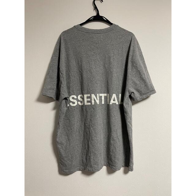 ESSENTIAL DESIGNS(エッセンシャルデザイン)のfear of god fog essentials tee グレー　M サイズ メンズのトップス(Tシャツ/カットソー(半袖/袖なし))の商品写真