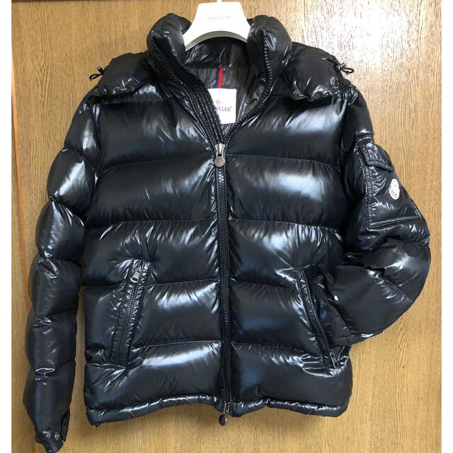 MONCLER(モンクレール)のモンクレール　マヤ　ダウンジャケット　ブラック黒　 メンズのジャケット/アウター(ダウンジャケット)の商品写真