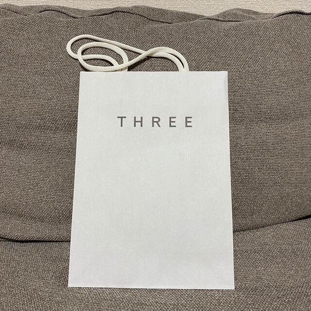 THREE(スリー)のTHREE ショップ袋 紙袋 レディースのバッグ(ショップ袋)の商品写真