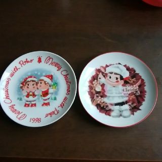 フジヤ(不二家)のペコちゃんクリスマス皿  2枚(食器)