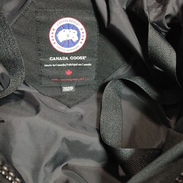 CANADA GOOSE(カナダグース)の美品　今週お値下げカナダグース　ダウン レディースのジャケット/アウター(ダウンジャケット)の商品写真