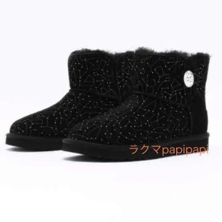 アグ(UGG)の新品　UGG 星座 スワロフスキーボタン ブーツ　ショートブーツ(ブーツ)