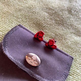 ヴィヴィアン(Vivienne Westwood) ピアス(レッド/赤色系)の通販 83点