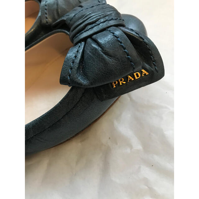 PRADA(プラダ)の【もも様専用】PRADA リボンバレエシューズ レディースの靴/シューズ(バレエシューズ)の商品写真