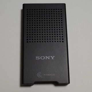 ソニー(SONY)のSONY CFexpress Type B カードリーダー MRW-G1/T1(PC周辺機器)