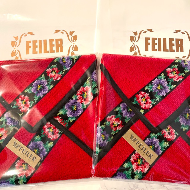 FEILER(フェイラー)の【専用】フェイラー大判サイズタオルハンカチ 2枚セットプレゼント付 レディースのファッション小物(ハンカチ)の商品写真