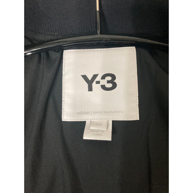 Y-3(ワイスリー)の『まっちゃん様専用出品』Y-3 バックロゴ ボンバージャケット メンズのジャケット/アウター(ナイロンジャケット)の商品写真