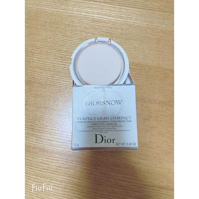 Christian Dior(クリスチャンディオール)の限定SALE スノー パーフェクト ライト ファンデーション 1N ニュートラル コスメ/美容のベースメイク/化粧品(ファンデーション)の商品写真