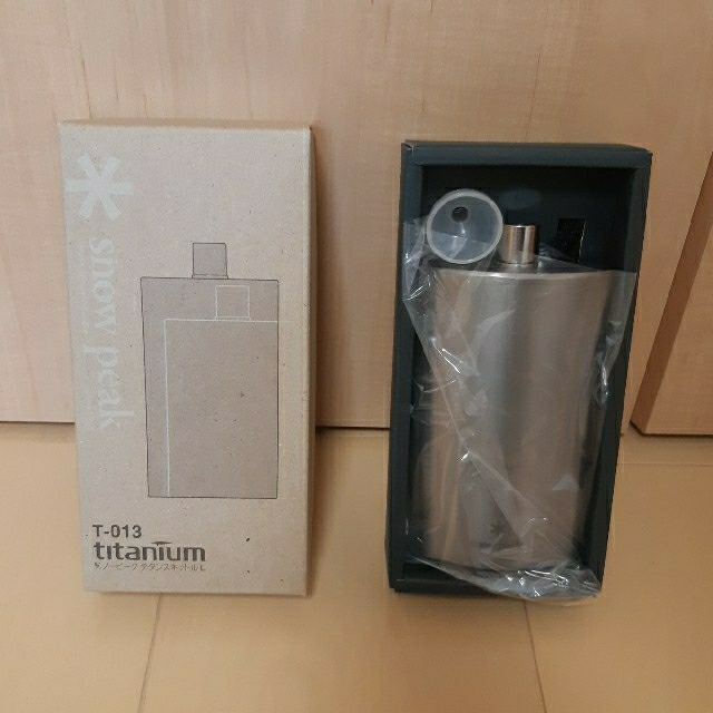 新品　未使用品　snow peakスノーピーク チタンスキットルM