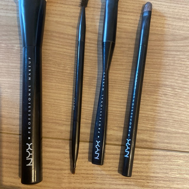 NYX(エヌワイエックス)のNYX/化粧ブラシ コスメ/美容のメイク道具/ケアグッズ(ブラシ・チップ)の商品写真